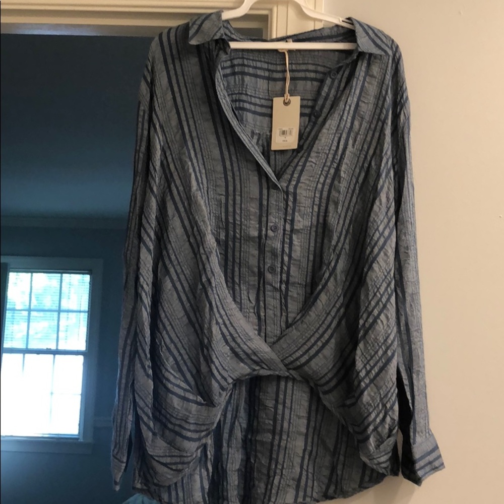 NWT Lucky Brand top